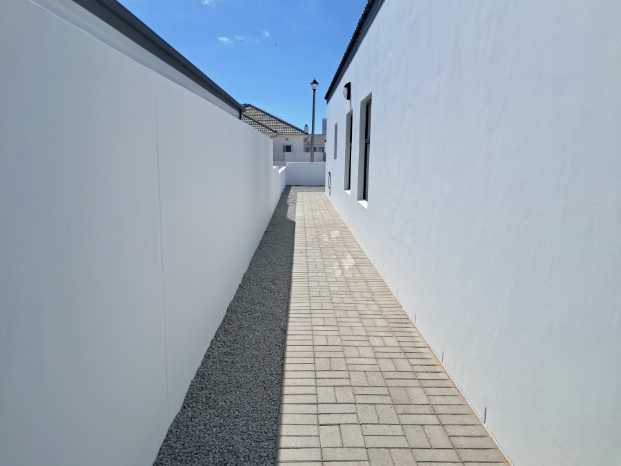 3 Bedroom Property for Sale in Sandy Point Western Cape